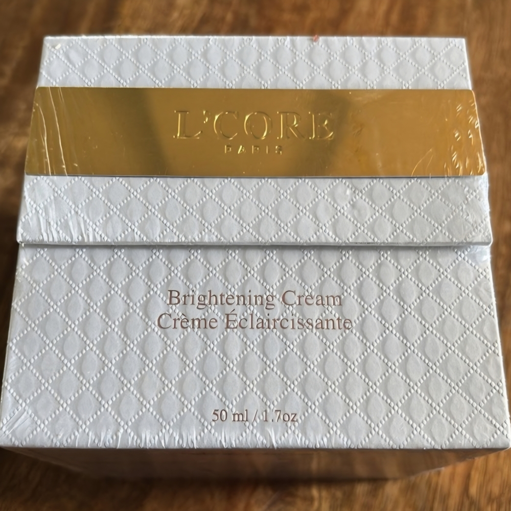 L'CORE Paris Brightening Cream 1.7oz MSRP 999